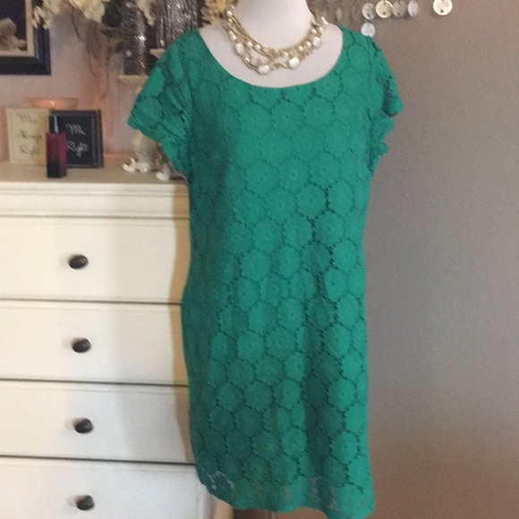 Xhilaration Dresses & Skirts - Xhilaration green lace dress